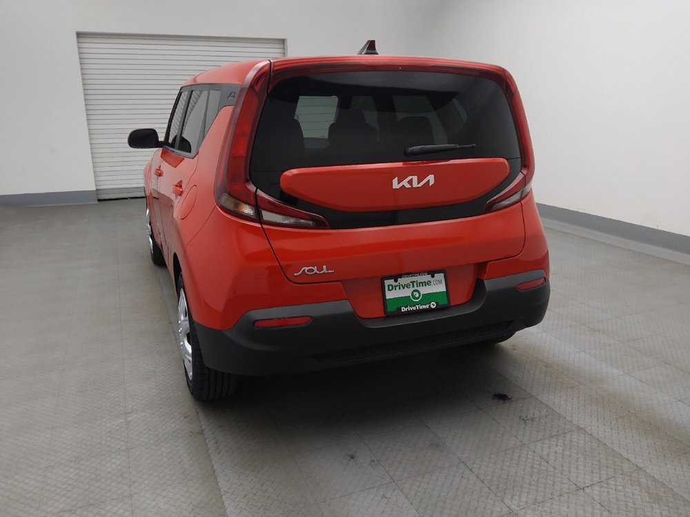 Used 2022 Kia Soul LX FWD image 6