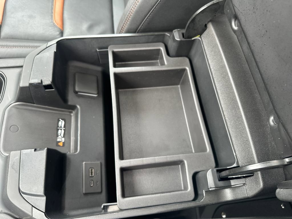 Used 2024 GMC Sierra 2500 AT4 w/ Technology Package image 19