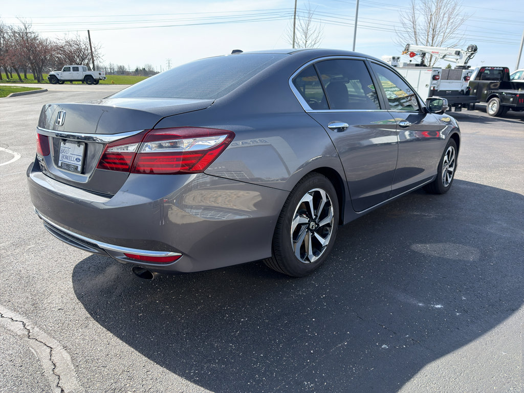 Used 2017 Honda Accord EX-L image 6