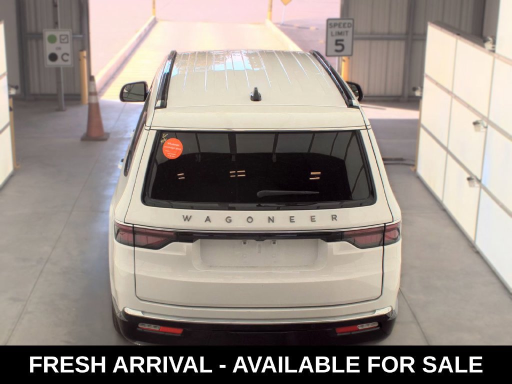Used 2025 Jeep Wagoneer Series II AWD/4WD image 5