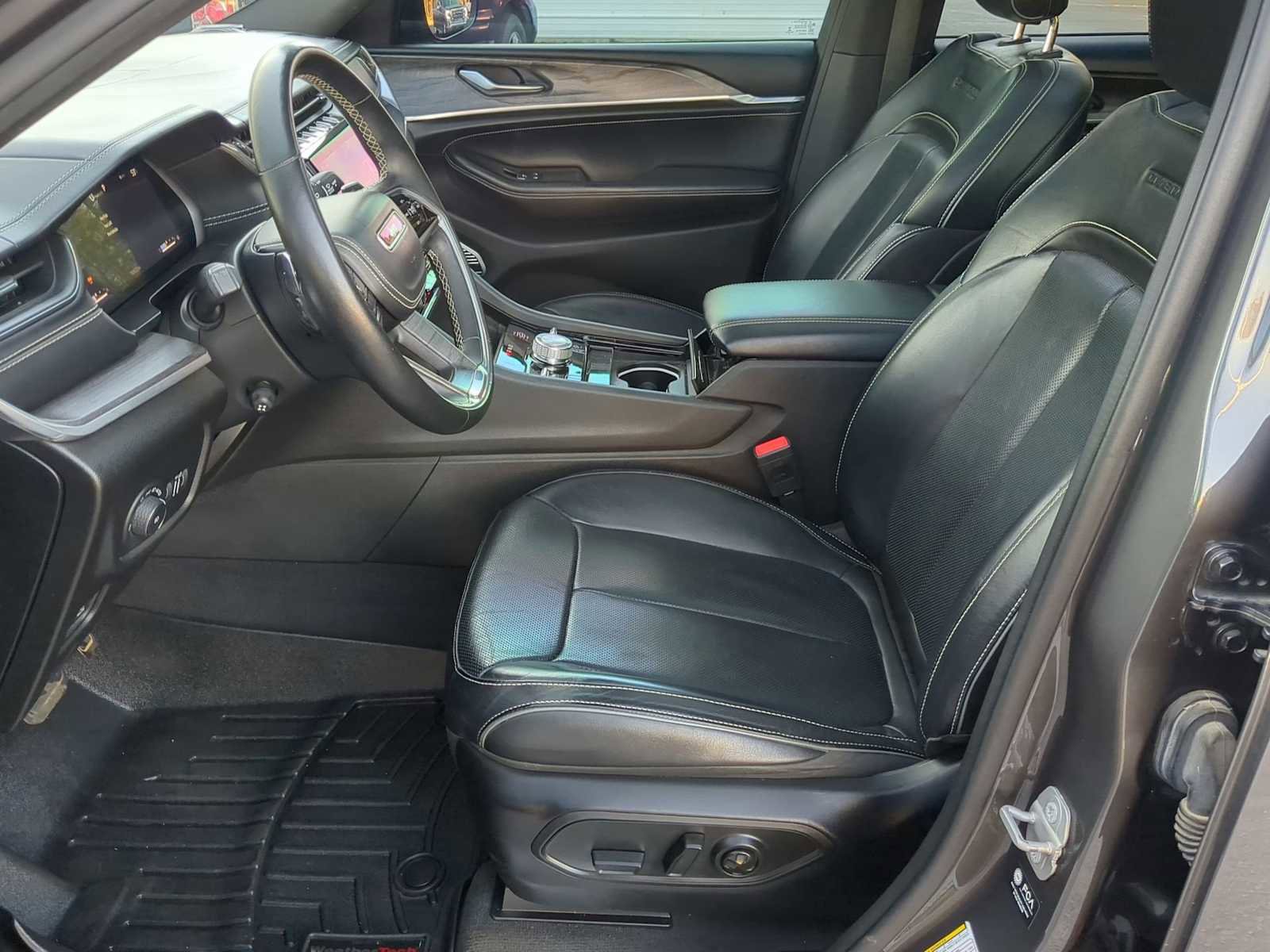 Used 2022 Jeep Grand Cherokee L Overland image 14