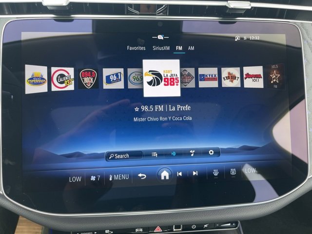 New 2025 Mercedes-Benz E 350 Sedan image 10