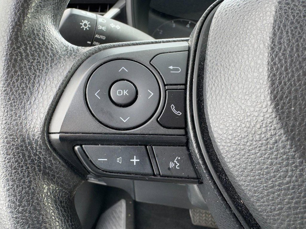 Used 2023 Toyota Corolla Hybrid Sedan image 16