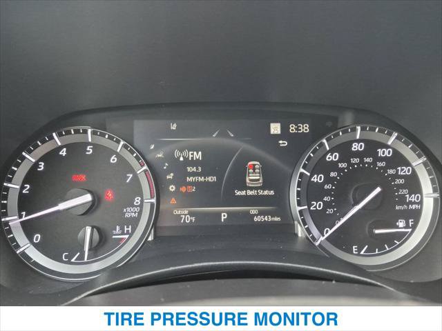 Used 2021 Toyota Highlander XSE FWD image 16