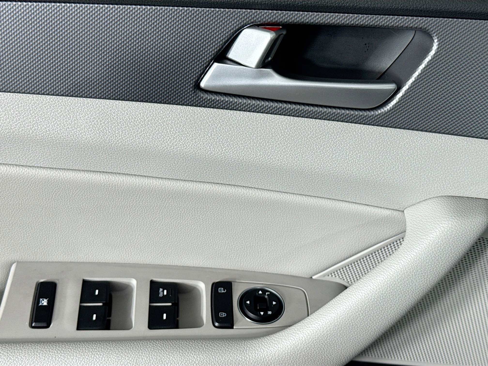 Used 2016 Hyundai Sonata SE image 23