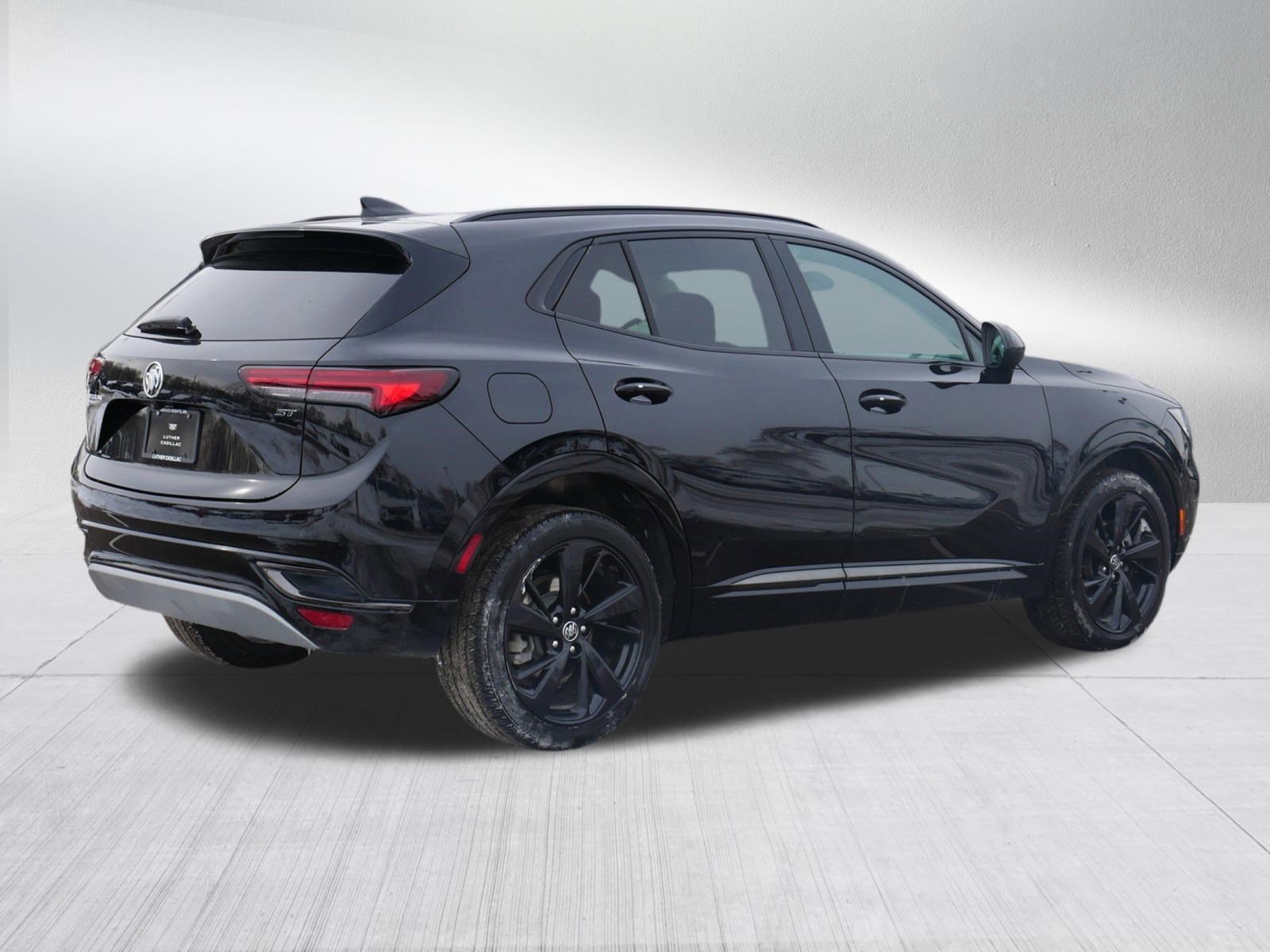 Used 2023 Buick Envision Essence w/ Technology Package I image 6