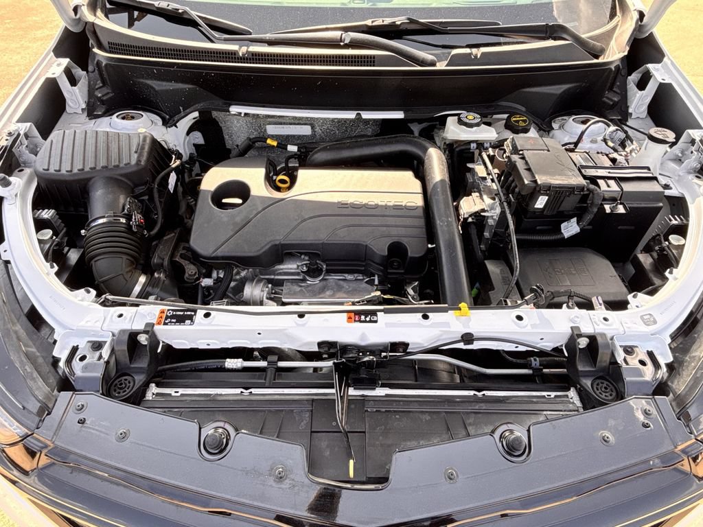 Used 2024 Chevrolet Equinox RS FWD image 29