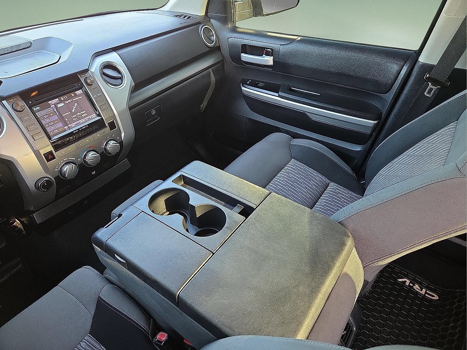 Used 2014 Toyota Tundra SR5 AWD/4WD image 12