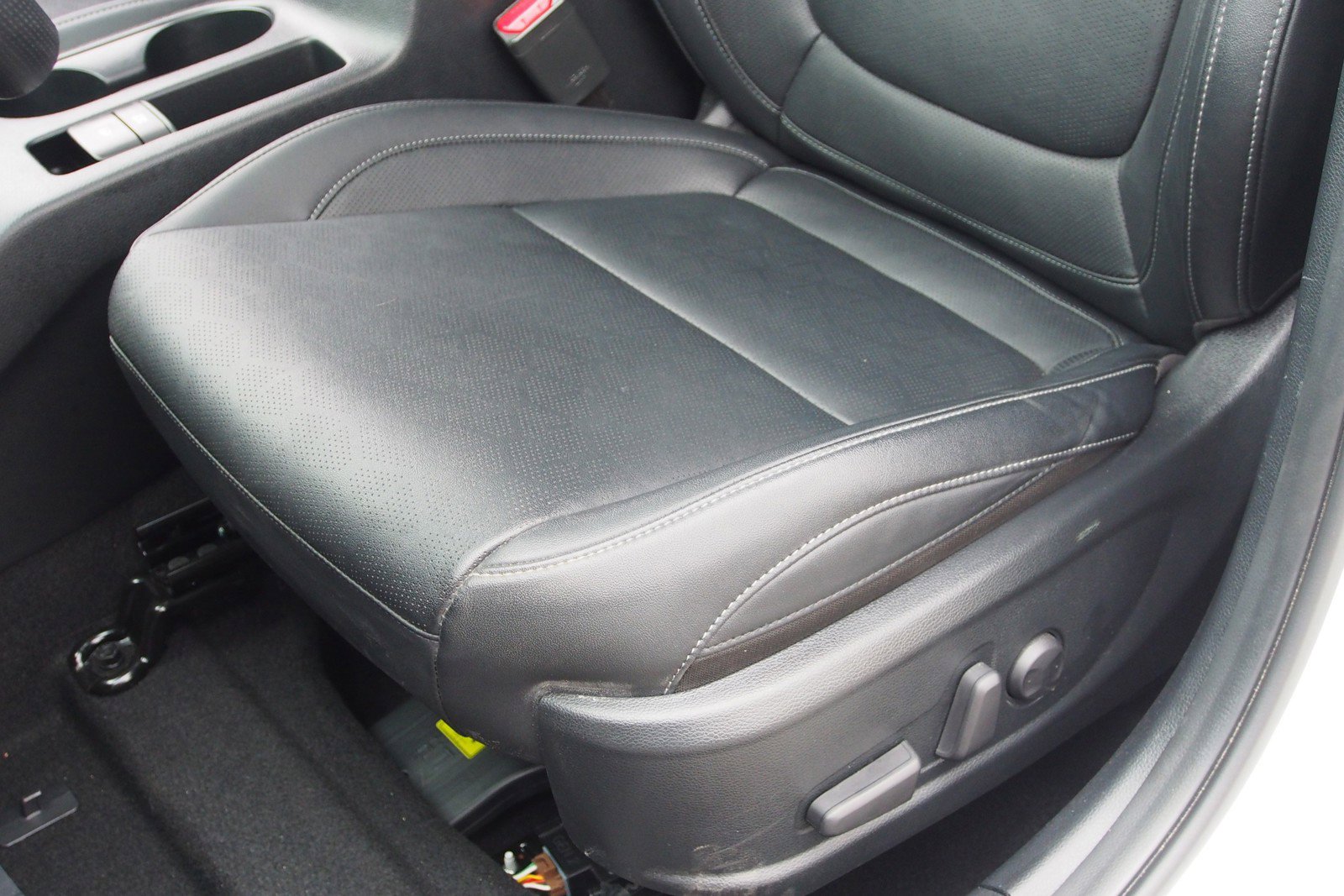 Used 2025 Kia Seltos SX w/ SX Sunroof Package AWD/4WD image 18