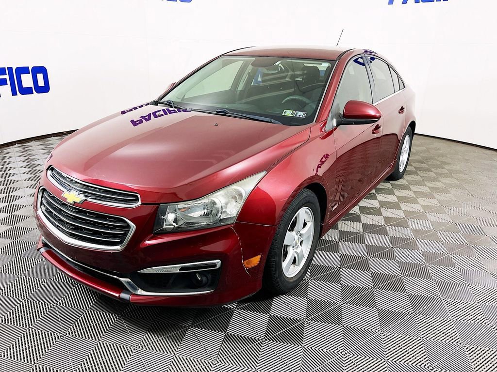 Used 2015 Chevrolet Cruze LT FWD image 3