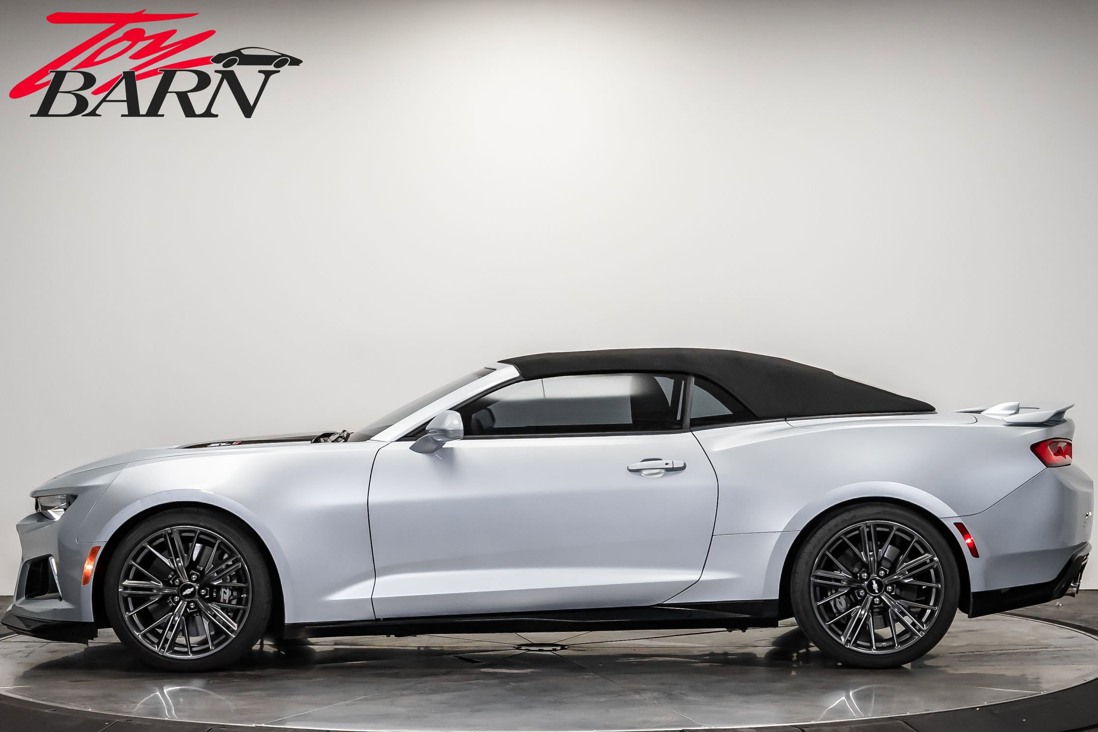 Used 2018 Chevrolet Camaro ZL1 image 10