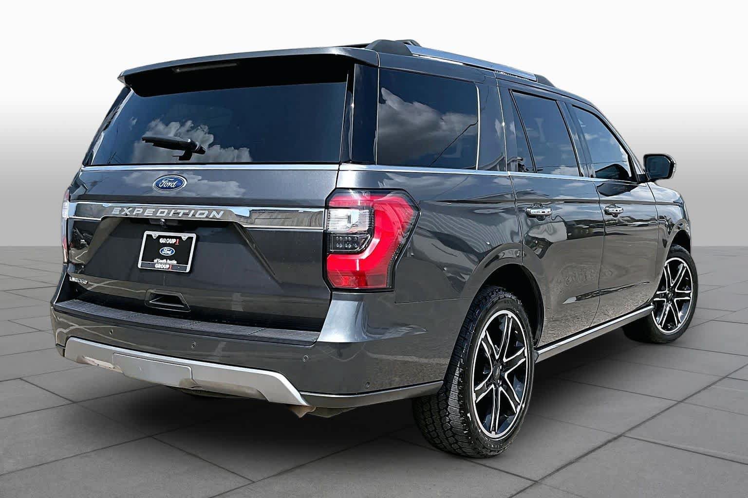 Used 2020 Ford Expedition Limited w/ Special Edition Package RWD image 13