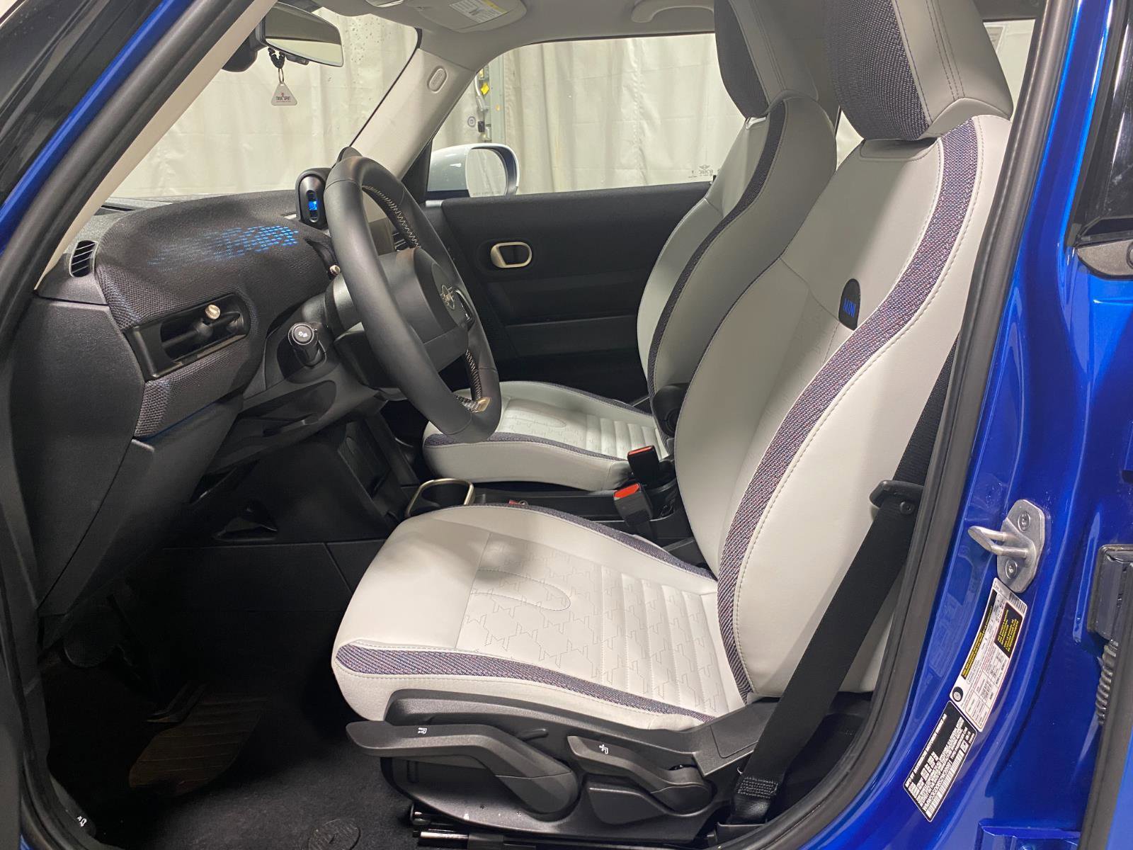 Certified 2025 MINI Cooper S image 13