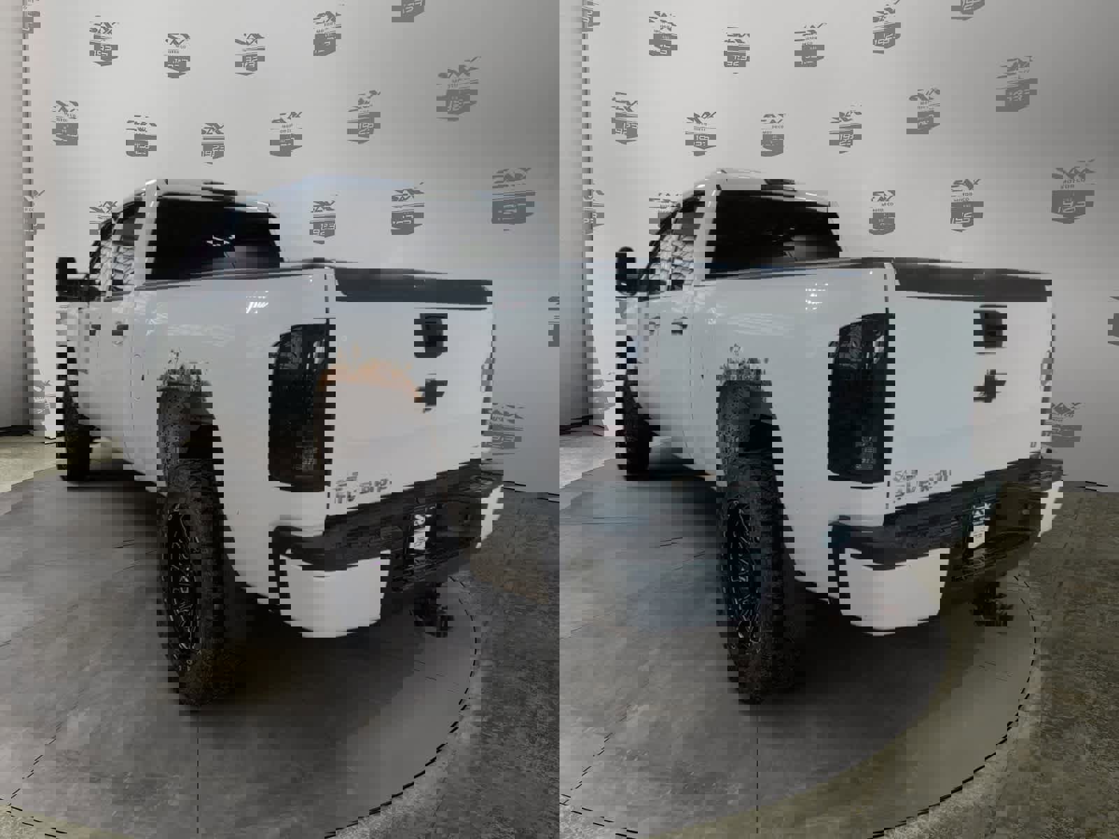 Used 2007 Chevrolet Silverado 2500 LT w/ 1LT Convenience Package image 3