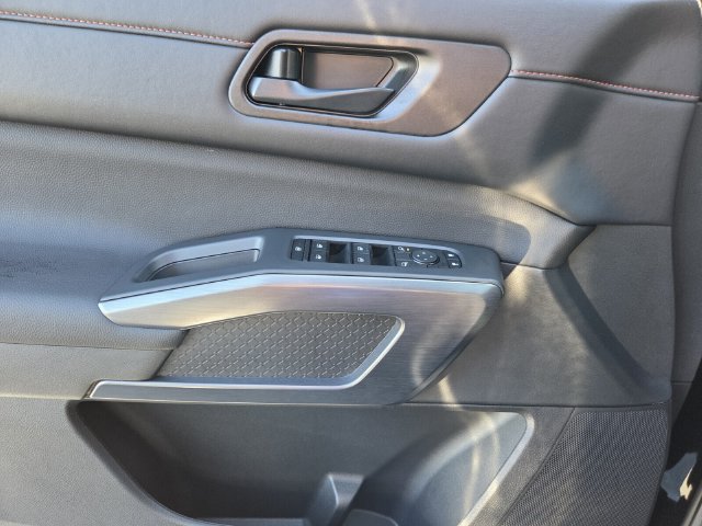 New 2026 Nissan Pathfinder Rock Creek AWD/4WD image 24