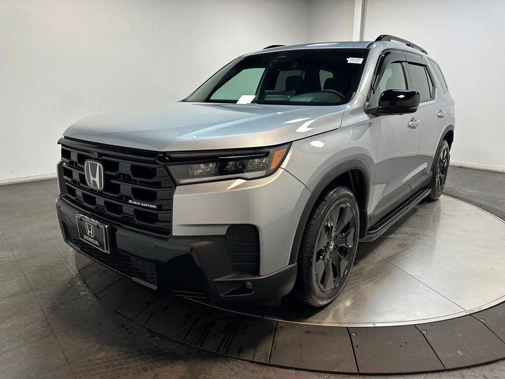 New 2026 Honda Pilot Black Edition image 4