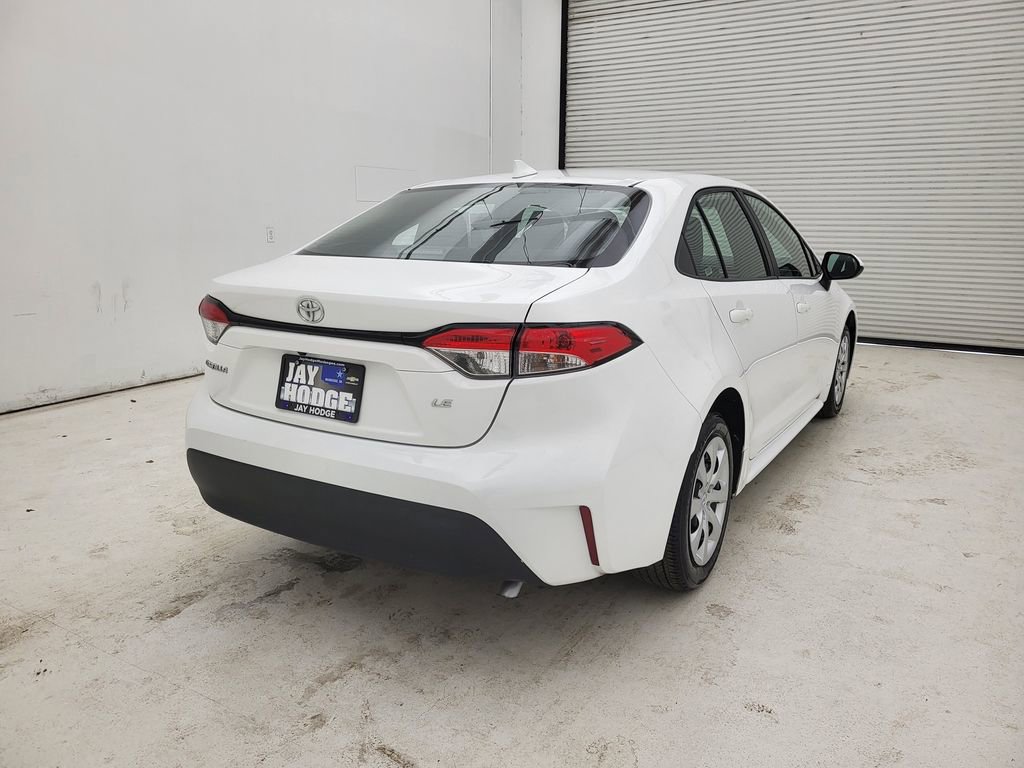 Used 2024 Toyota Corolla LE image 10