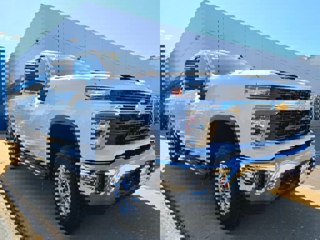 Certified 2025 Chevrolet Silverado 2500 LT w/ Convenience Package AWD/4WD image 34