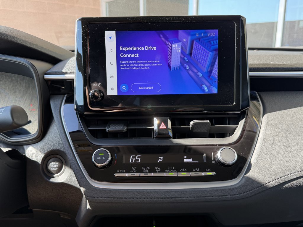 Used 2026 Toyota Corolla Cross LE image 20