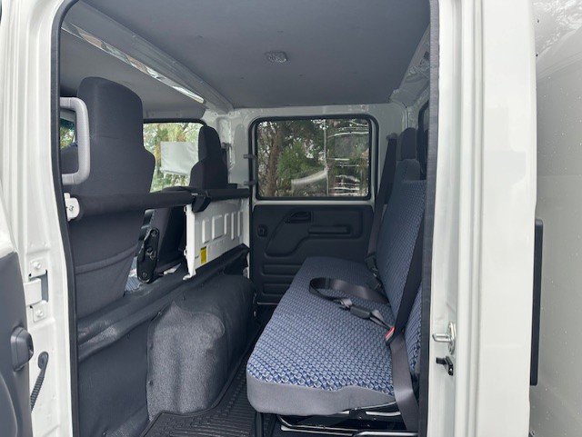 New 2025 Chevrolet Low Cab Forward image 8