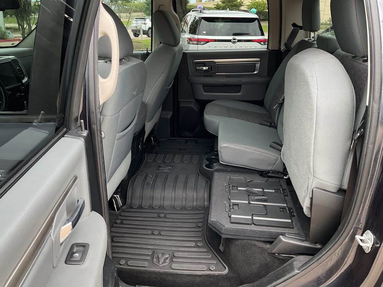 Used 2016 RAM 1500 Lone Star RWD image 18