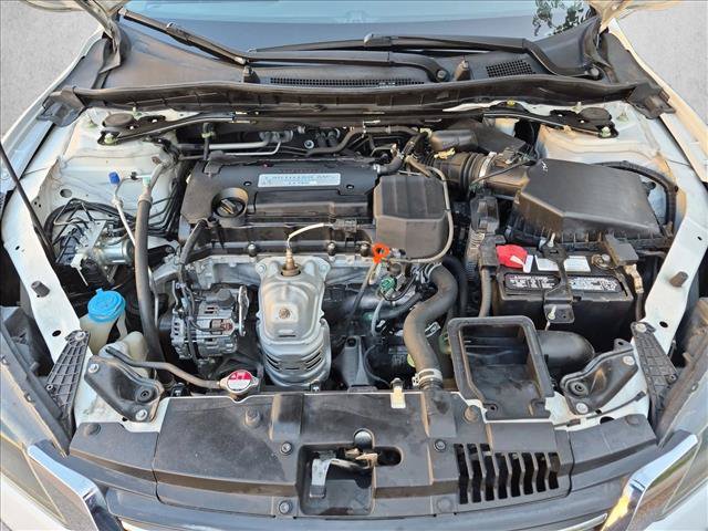 Used 2015 Honda Accord Sport image 21