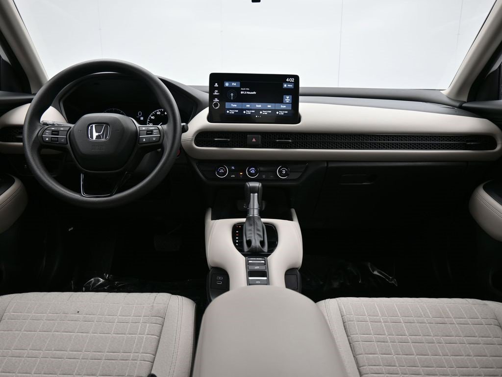 Certified 2026 Honda HR-V LX image 40