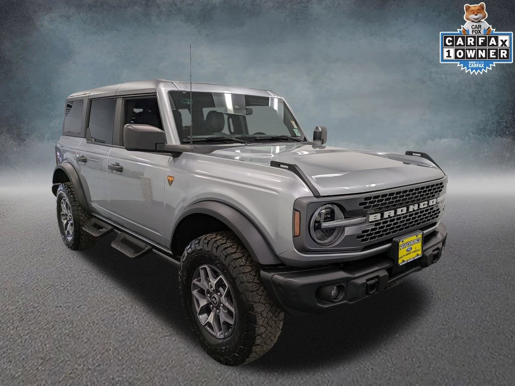 Used 2023 Ford Bronco Badlands AWD/4WD image 3
