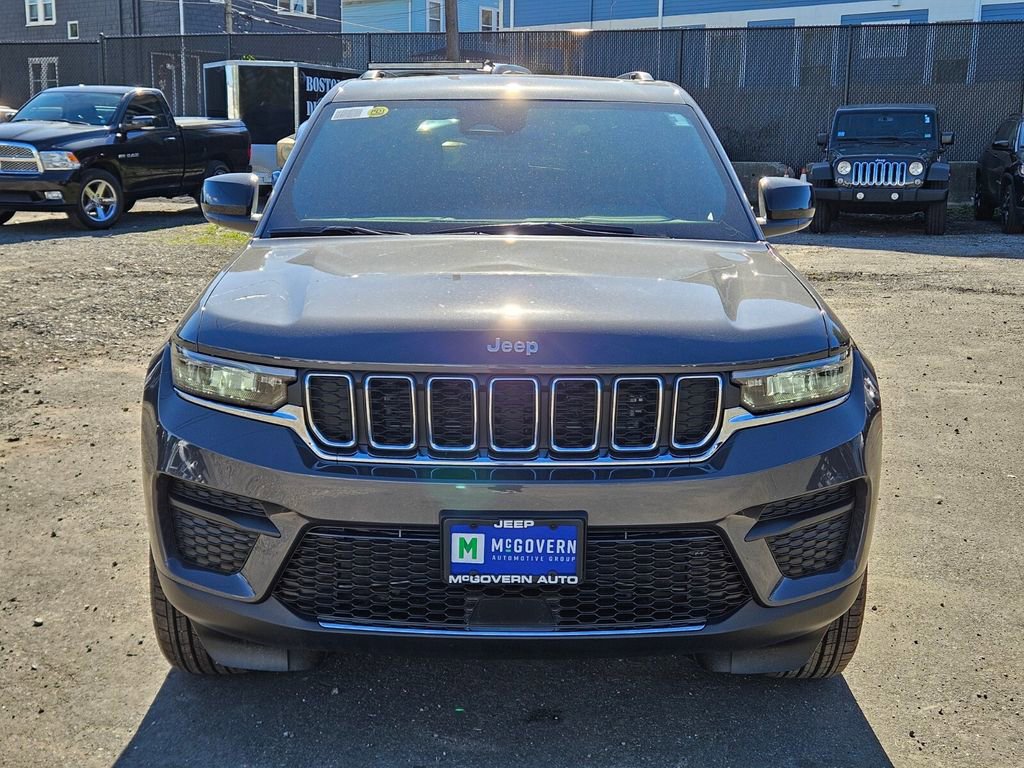 New 2025 Jeep Grand Cherokee Laredo X w/ Luxury Tech Group I image 8