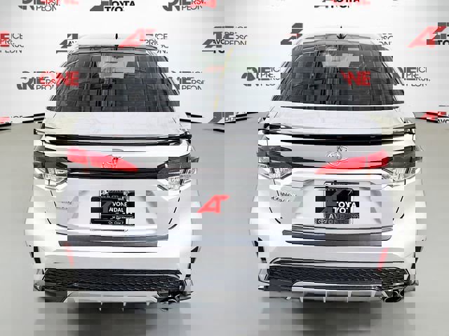 Used 2021 Toyota Corolla SE w/ Carpet Mat Package (TMS) image 6
