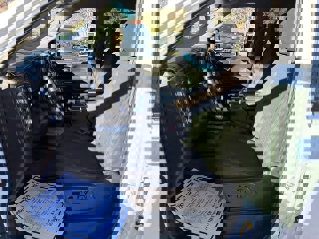 Used 2023 GMC Sierra 2500 SLE w/ SLE Convenience Package image 9