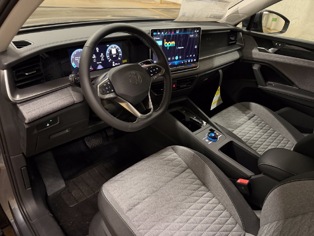 New 2026 Volkswagen Tiguan S FWD image 8