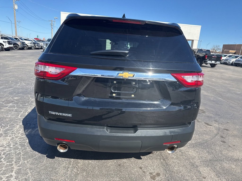 Used 2020 Chevrolet Traverse LS image 4