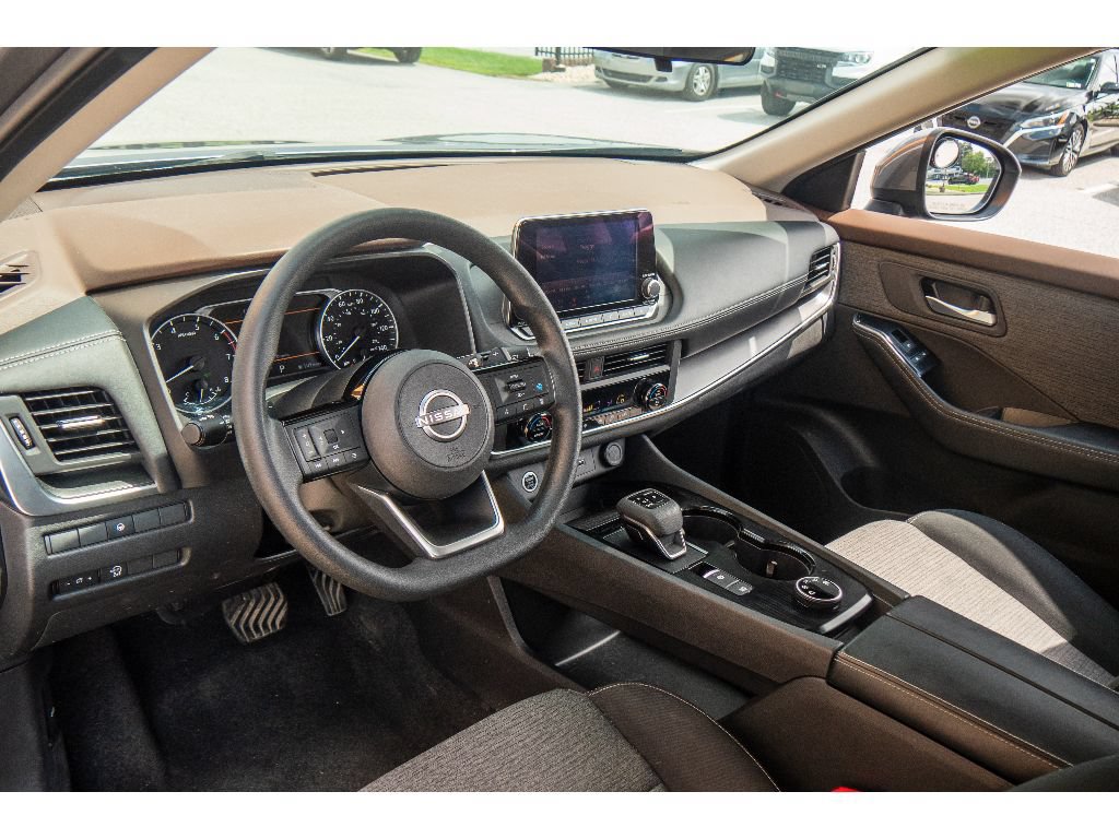 Used 2023 Nissan Rogue SV AWD/4WD image 12