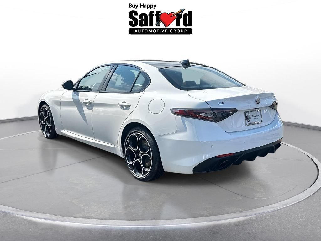 New 2026 Alfa Romeo Giulia AWD image 6