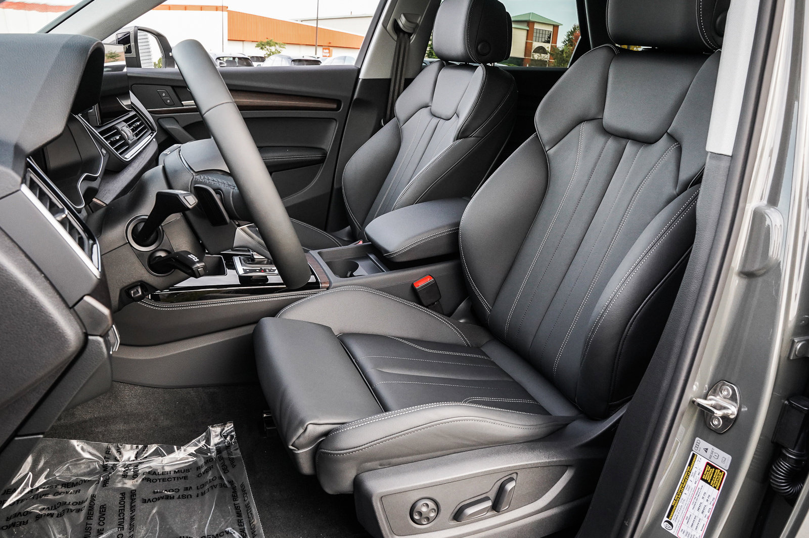 Used 2024 Audi Q5 e Premium Plus image 9