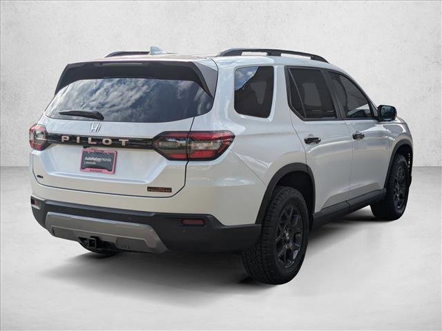 Certified 2026 Honda Pilot TrailSport image 5