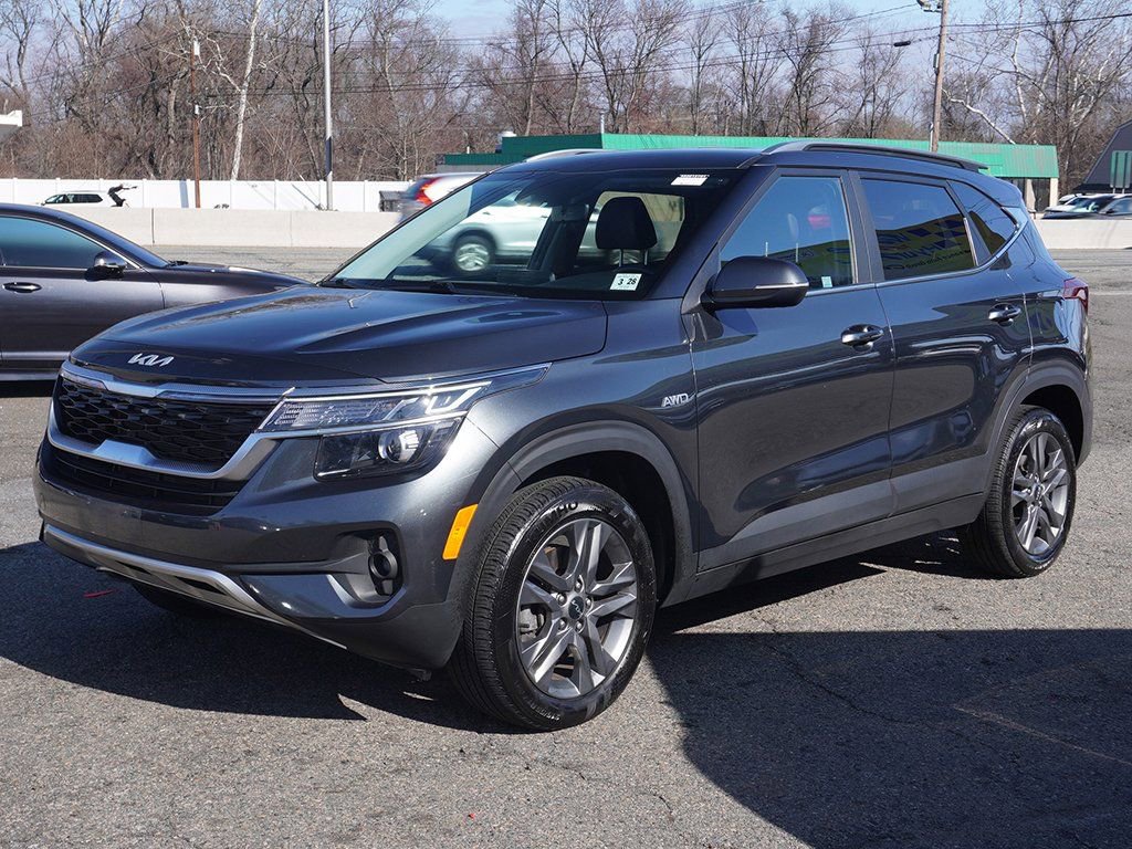 Used 2023 Kia Seltos S image 7