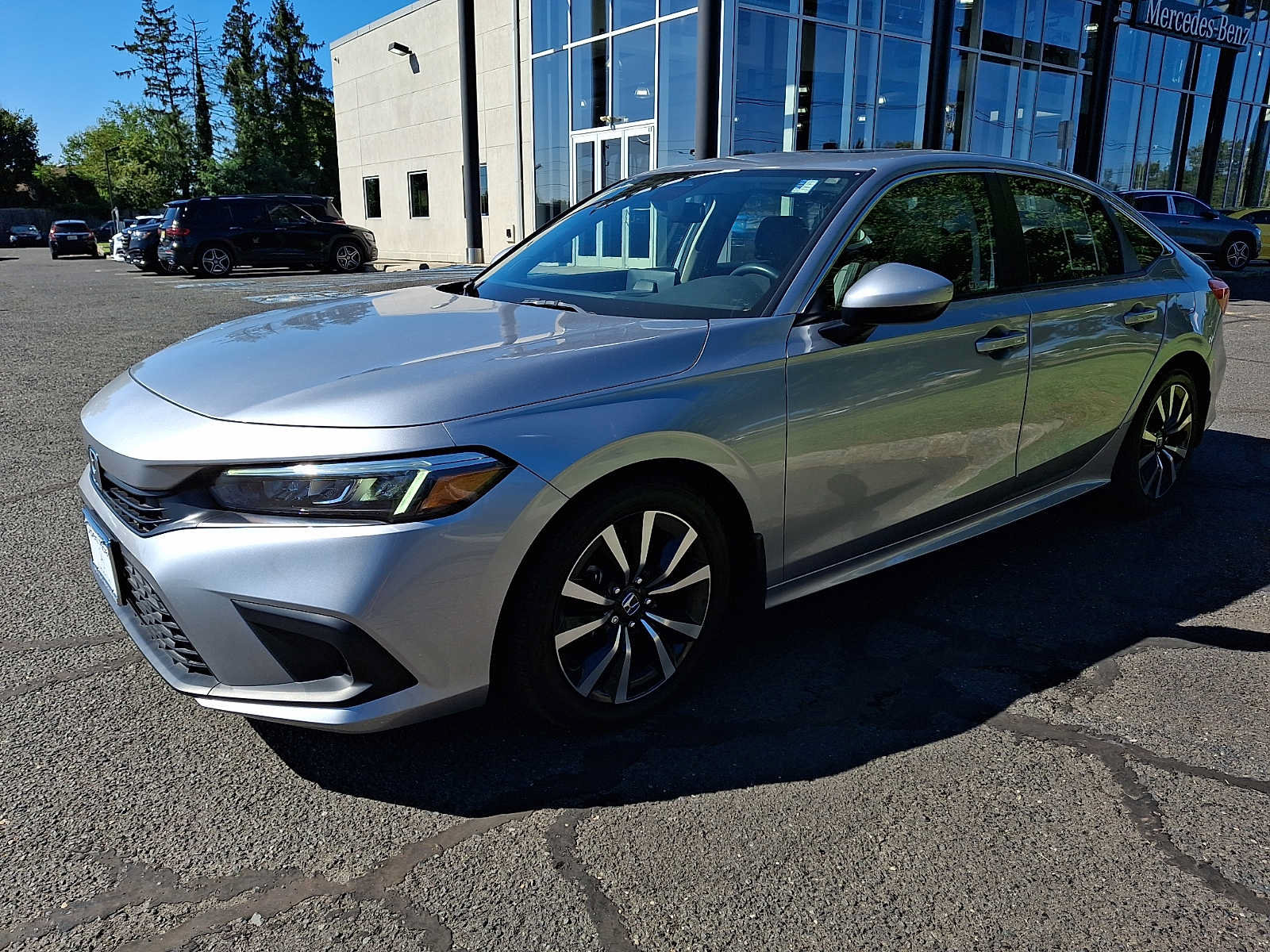 Used 2023 Honda Civic EX image 3