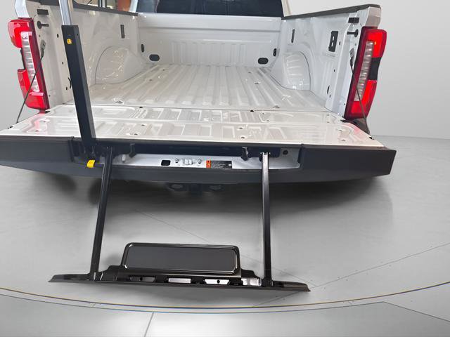 New 2025 Ford F350 Lariat w/ FX4 Off-Road Package image 21