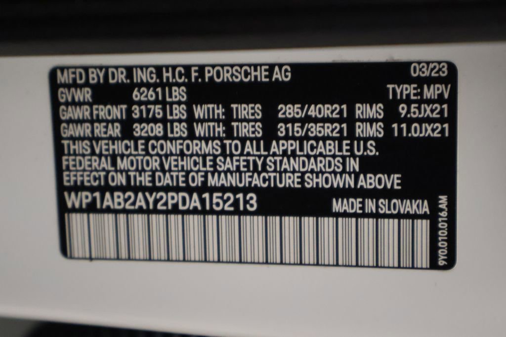 Used 2023 Porsche Cayenne S AWD/4WD image 17