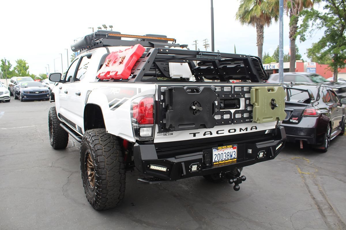 Used 2018 Toyota Tacoma TRD Pro AWD/4WD image 5