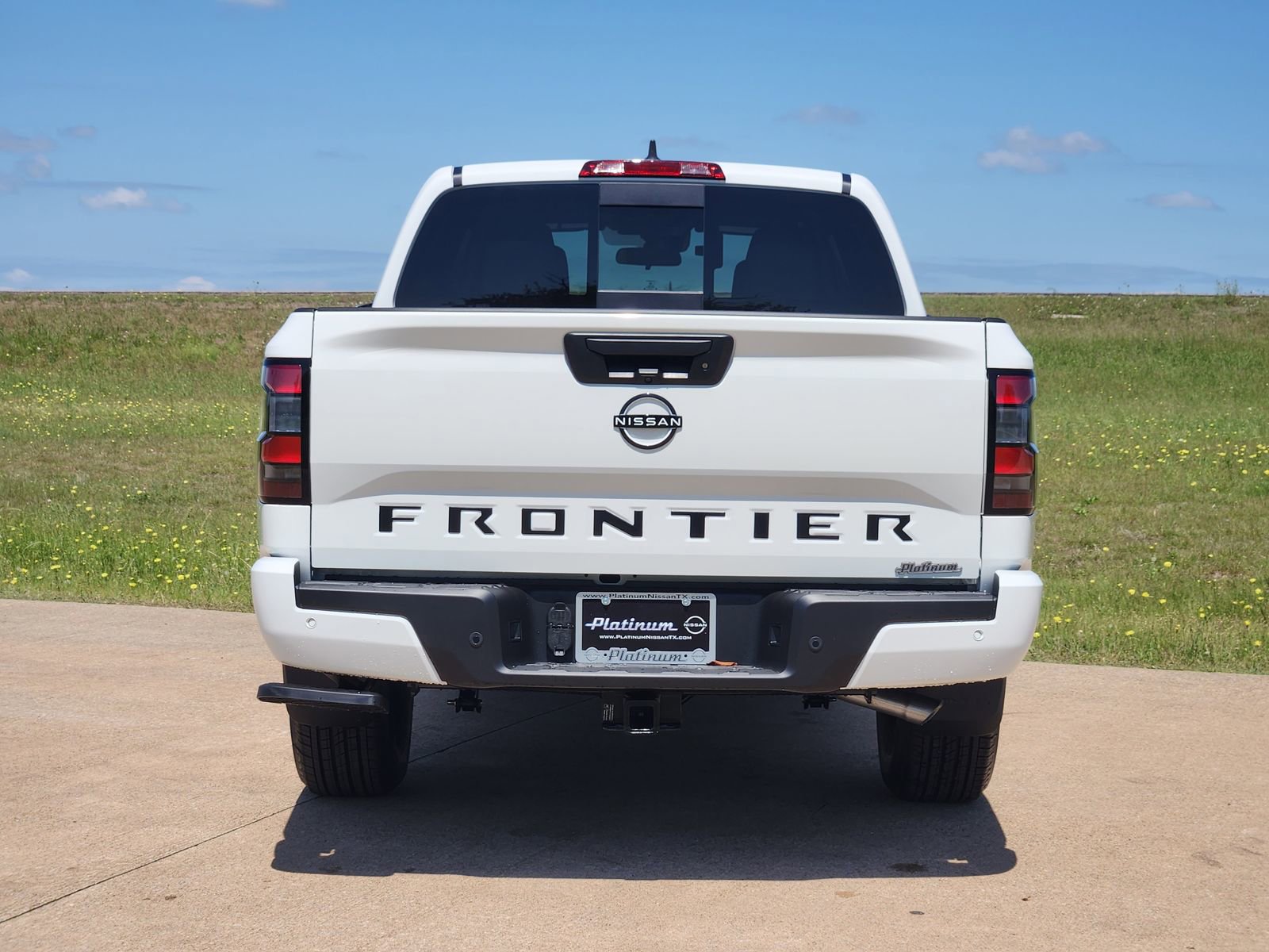 New 2026 Nissan Frontier SV RWD image 8