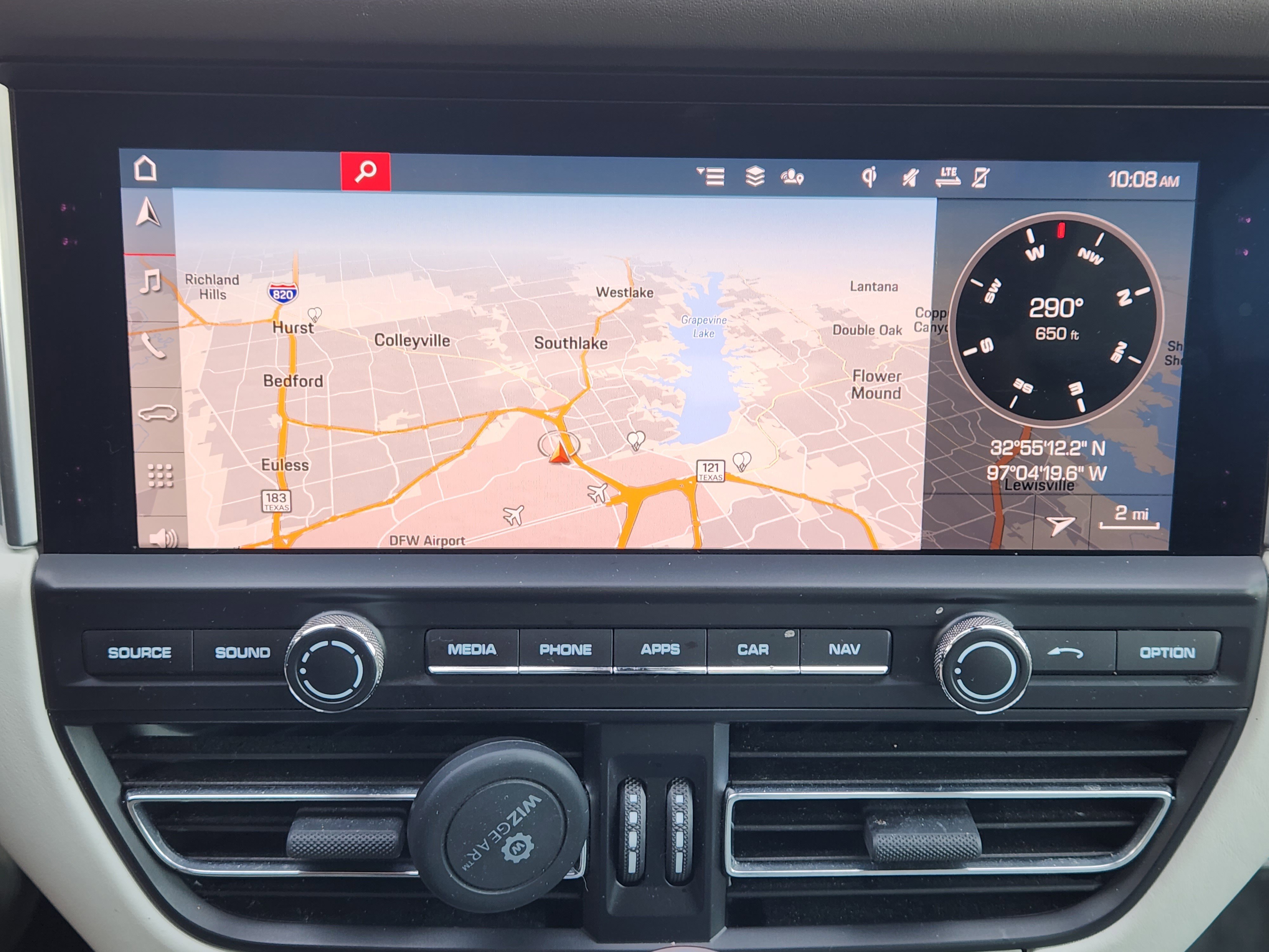 Used 2020 Porsche Macan Turbo image 18