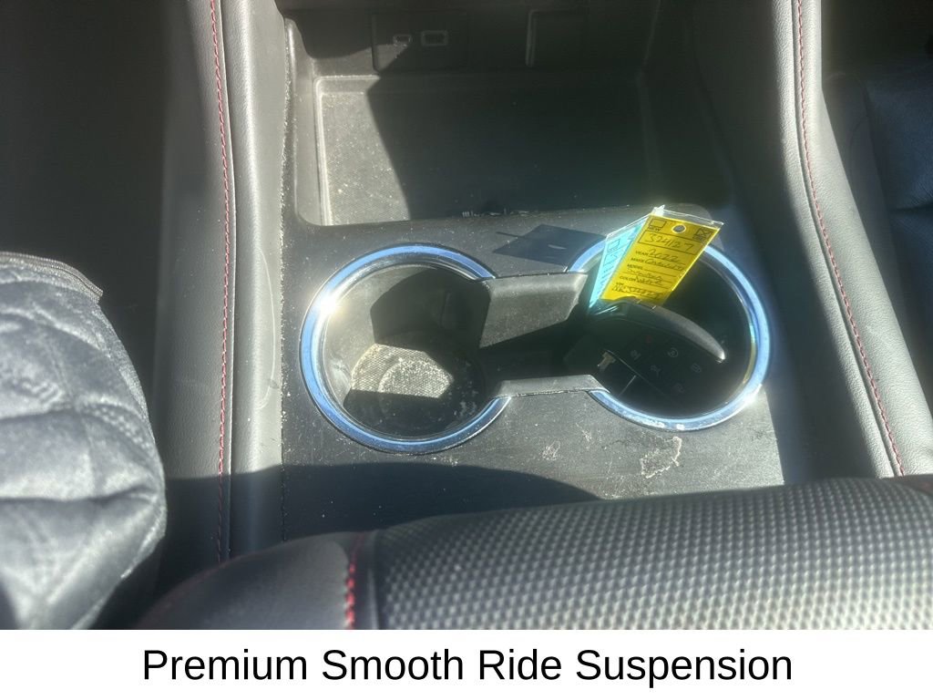 Certified 2022 Chevrolet Suburban RST w/ Sport Performance Package image 24