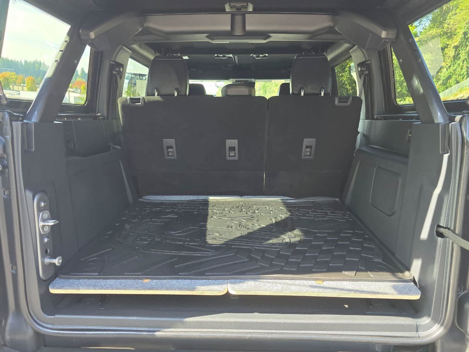 Used 2024 Ford Bronco Wildtrak AWD/4WD image 32