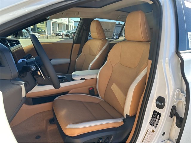 Used 2026 Lexus RZ 350e 2WD w/ Accessory Package (2T) image 33