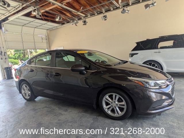Used 2016 Chevrolet Cruze LT w/ Convenience Package FWD image 2