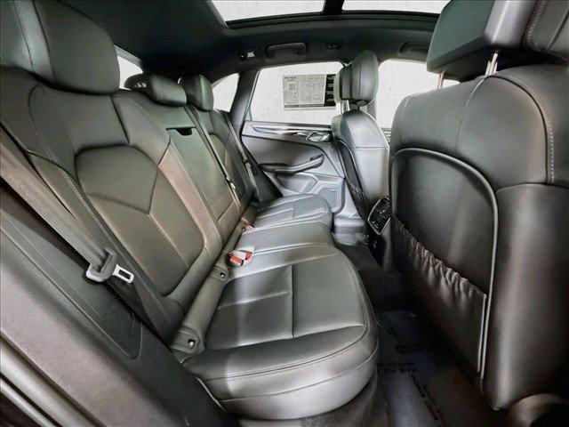 Certified 2026 Porsche Macan Turbo AWD/4WD image 23