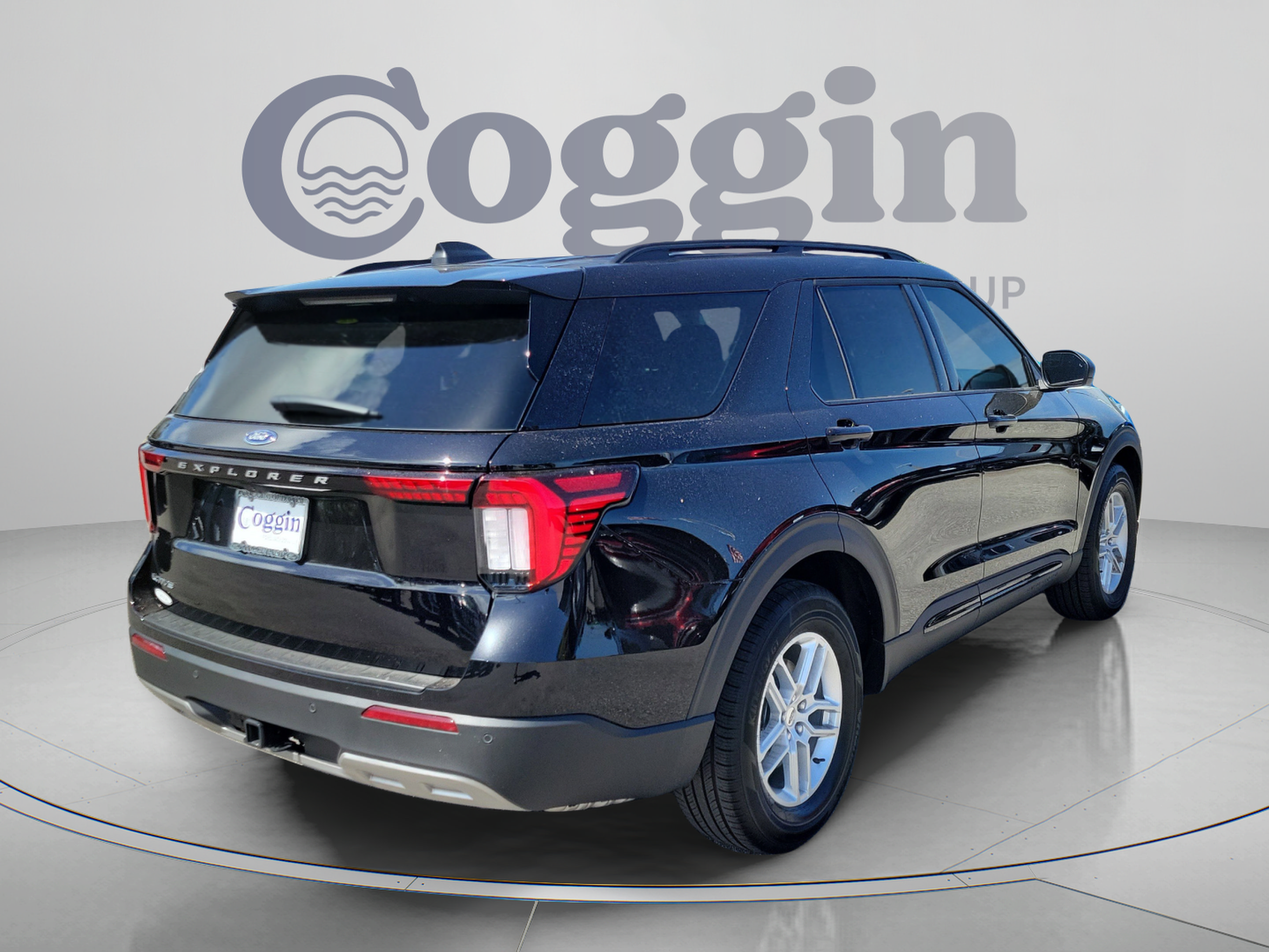 New 2026 Ford Explorer Active w/ Active Comfort Package RWD image 4